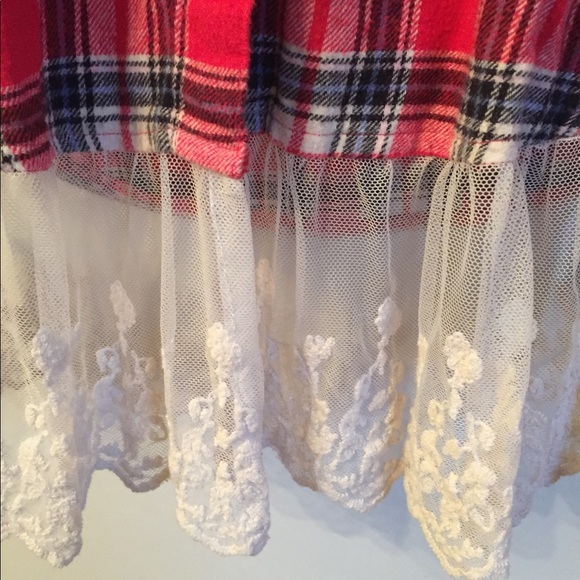 Top - Picture 2 of 3